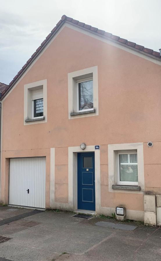 La Maison De Ville - 4 Chambres, 2 Sdb, Terrasse Et Garage - 90M2 Vesoul Esterno foto